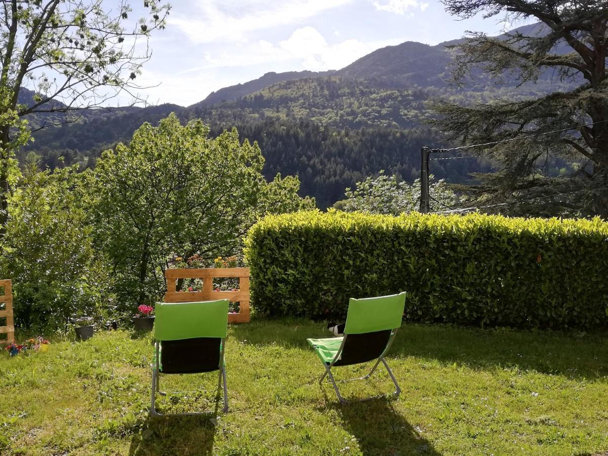 Gites En Cevennes "Chez Steloune" Genolhac Esterno foto
