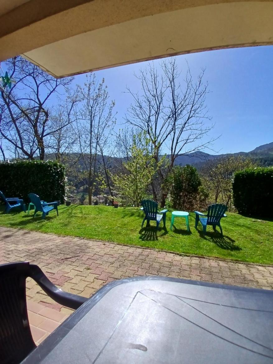 Gites En Cevennes "Chez Steloune" Genolhac Esterno foto